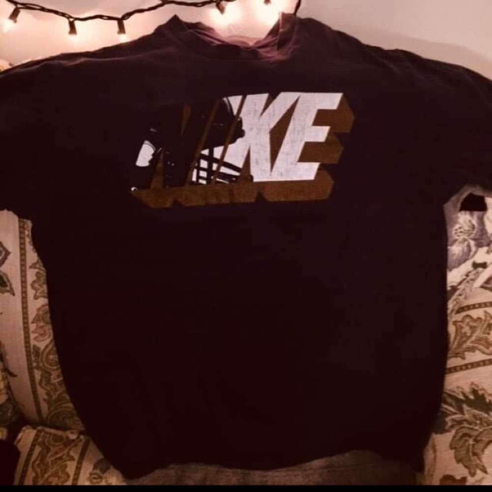 Nike men’s tshirt